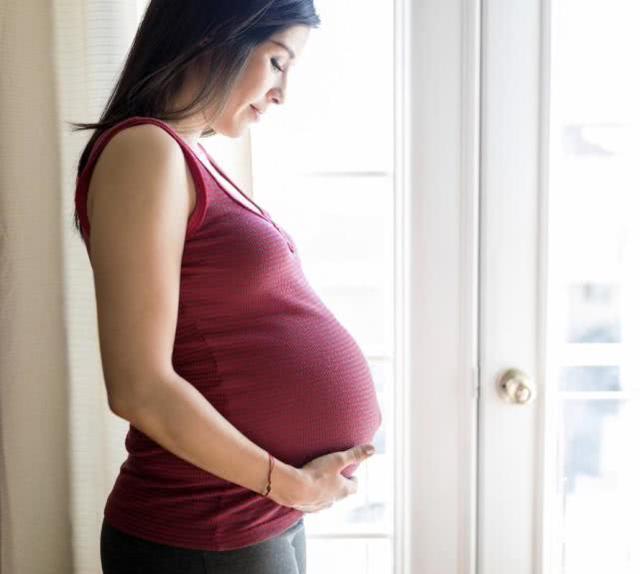 英6个月大女婴确诊，婴儿患者接连出现打脸专家，惹孕妈集体担忧